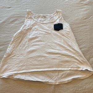 Jennifer Lopez tank top